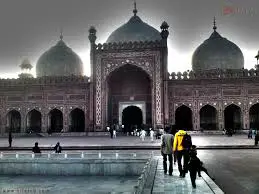 Badshahi Mosque